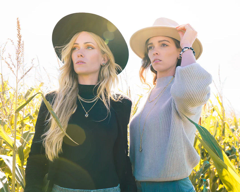 The Look: Cassandra & Stefanie Lepp
